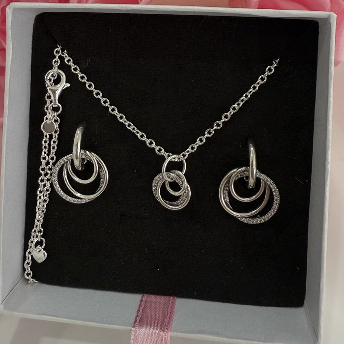 Set Tri kruga, srebrna boja